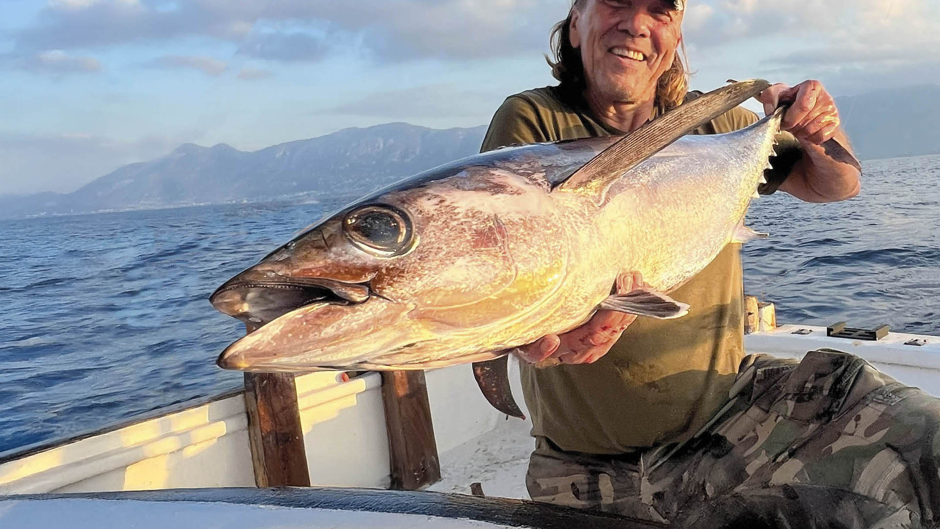 Fliegenfischen auf raubende Thunfische